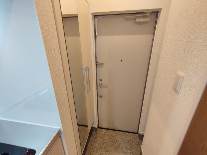 グランシュテルの玄関
