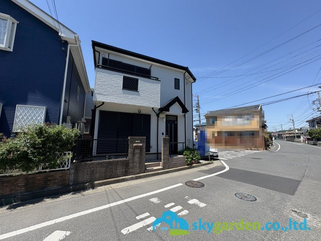 茅ヶ崎市室田二丁目　中古戸建の前面道路含む現地写真|前面道路含む現地写真です