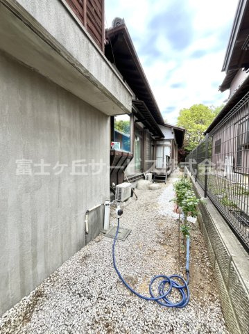 【庭】 | 浜松市中央区三島町 デザイナーズリノベーション戸建 | ちょっとした家庭菜園なども可能なお庭です