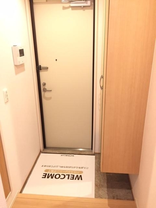 アスターエイト　A棟の玄関