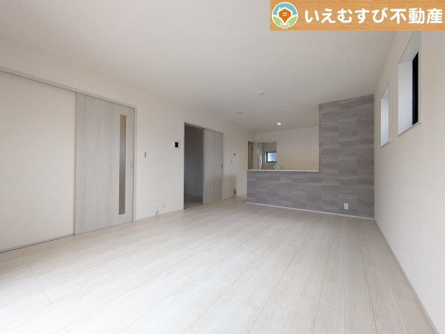 Livele Garden.S　熊谷月見町第3の居間・リビング|ご家族みんながゆったりくつろげるリビング
ゆとりの空間でくつろいだり遊んだり、家族の時間が楽しみですね♪
