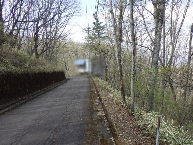 八風の郷⑤の前面道路含む現地写真