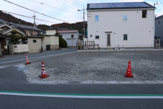 揖保郡太子町太田　売地の前面道路含む現地写真