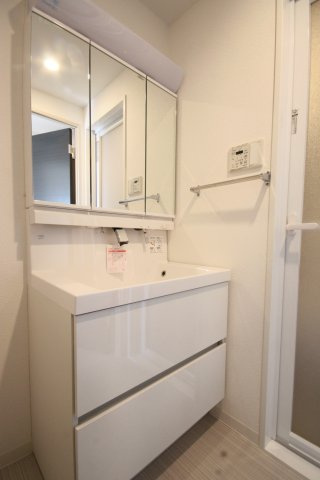 （別室写真参照）