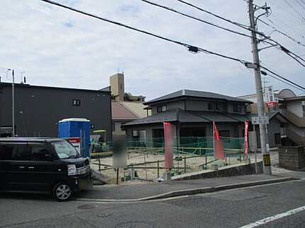 佐伯区五日市町大字昭和台 昭和台の前面道路含む現地写真