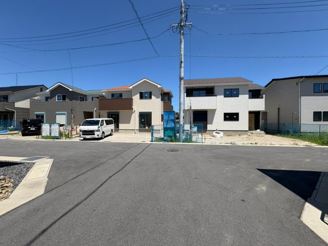 【商談中】新築戸建　岐阜市東鶉5丁目　全5区画分譲の外観|「現地（2026年7月24日）撮影」　
■全体写真　
■ヤマダ不動産　株式会社リライフ　