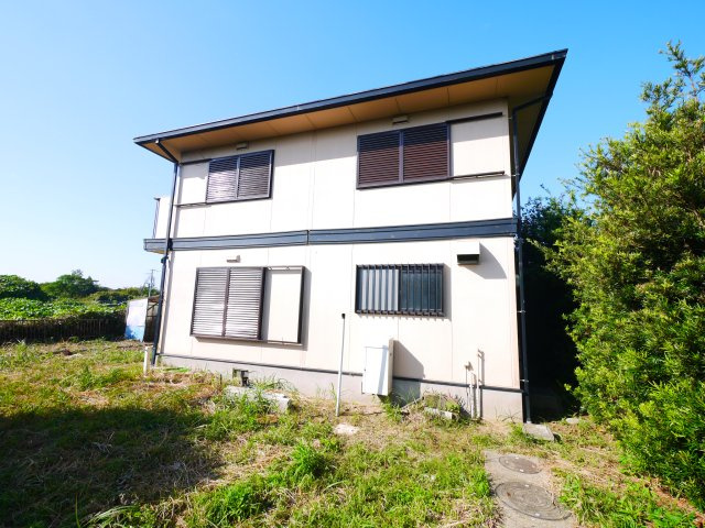 茂原市千町　中古戸建の外観|内装リフォーム済み　敷地約265坪 家庭菜園・ドックラン・バーべキューが可能です 軽量鉄骨