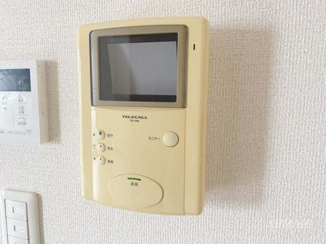 ヴィクトワール　Ⅰのセキュリティ|安心のモニター付きインターホン☆