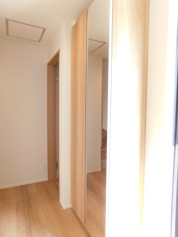 名古屋市港区九番町４丁目の中古一戸建の玄関|◇玄関収納◇　　家族の靴などをしっかりと収納できます