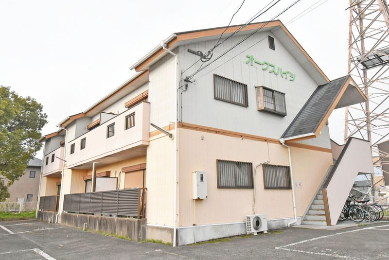 オークスハイツの外観