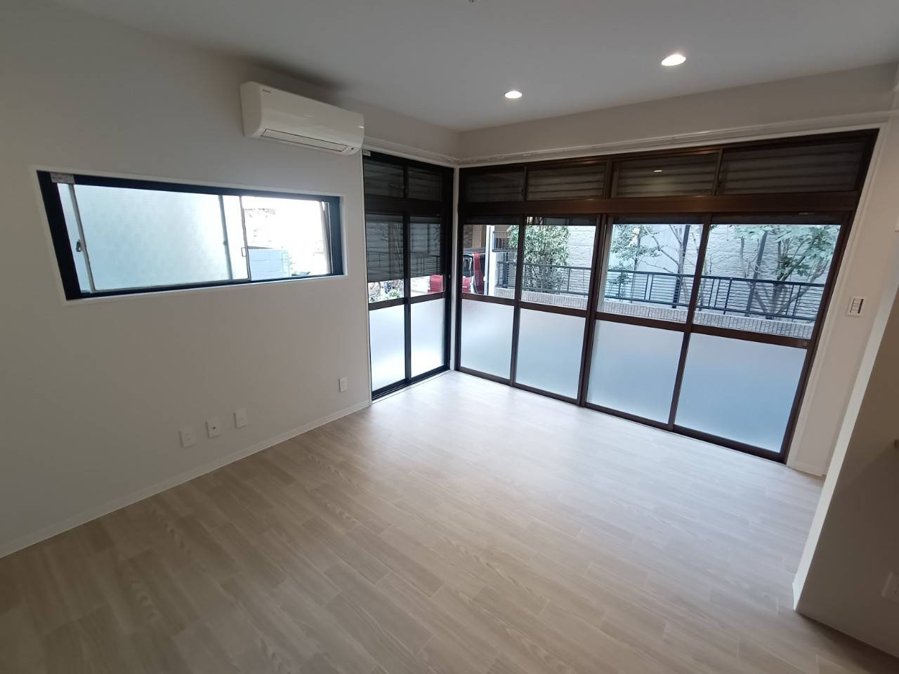 【居間・リビング】