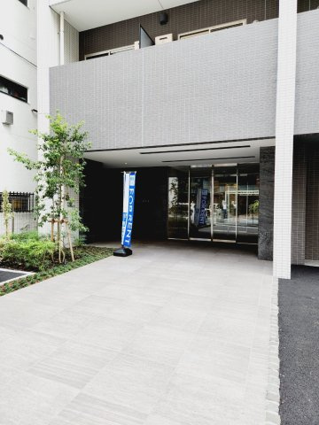 【エントランス】