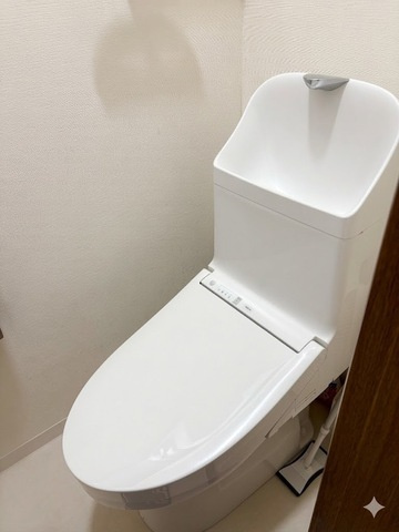 【令和2年リフォーム済み】高知市針木南　中古一戸建てのトイレ|手洗い一体型でスペースを有効活用した機能的デザイン☆