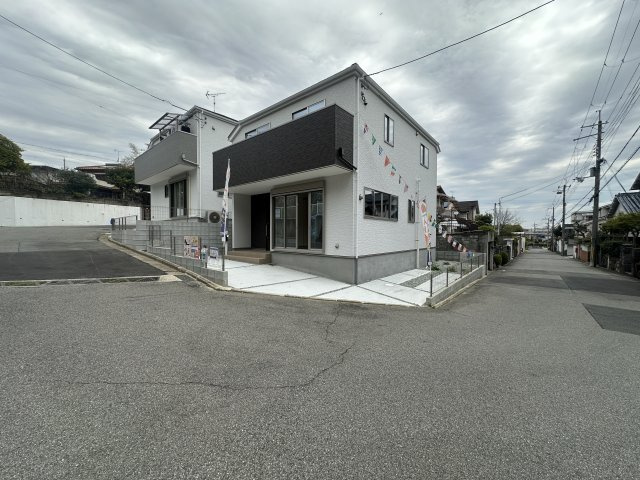 明石市大久保町山手台２丁目戸建２号棟の外観