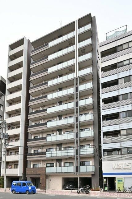 ＣＲＥＶＩＳＴＡ元浅草の外観