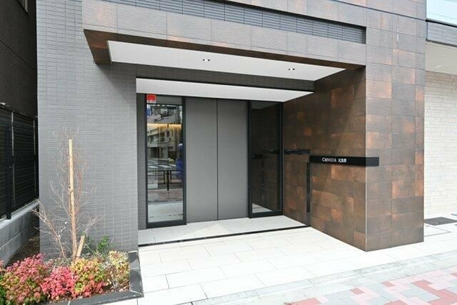 ＣＲＥＶＩＳＴＡ元浅草のエントランス