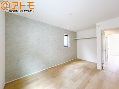 【子供部屋】 | 葵区沓谷一丁目　新築戸建　全1棟 | 壁と床がシンプルな色合いだからこそ自分だけの空間を作れます♪お部屋作りのイメージは順調でしょうか♪