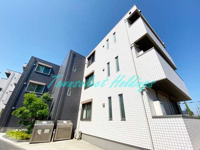 大和市上和田の賃貸マンションの外観