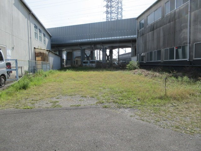 高槻市萩之庄５丁目の工場