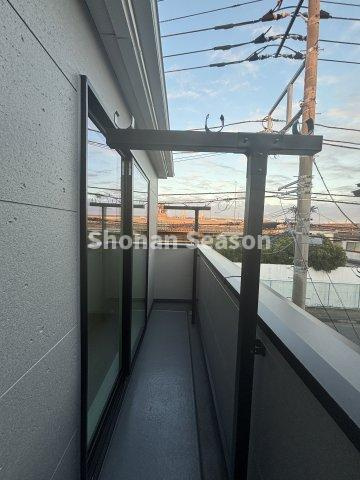 【バルコニー】 | 南向きバルコニーで、洗濯物も気持ちよく乾かせます☆
