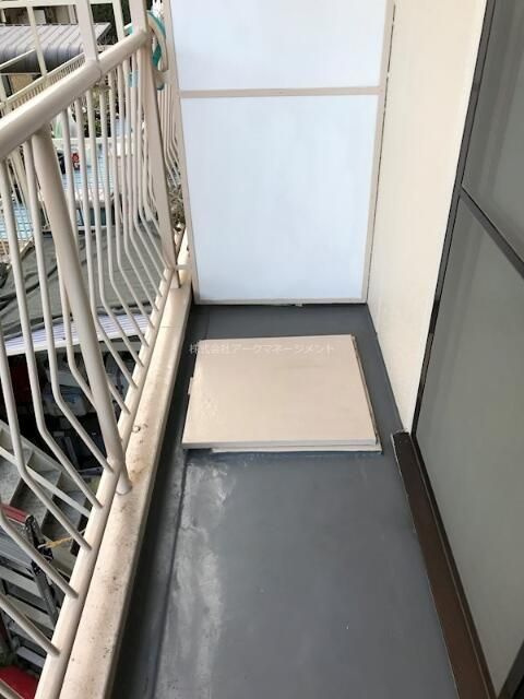 丸久保マンションのバルコニー