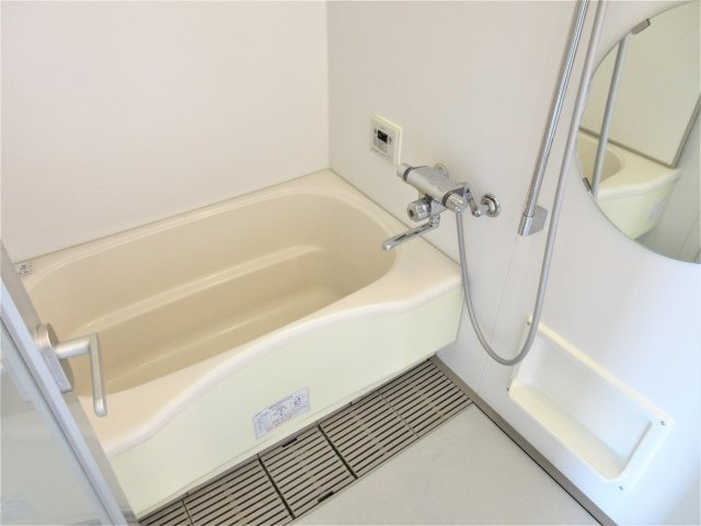 西新ﾃﾝｸﾞｯﾄﾞｼﾃｨ SAVOYの浴室