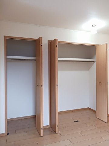エスポワールヒルＡの収納