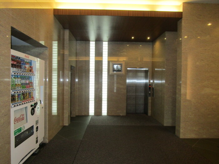 グランドソレイユ名駅のロビー