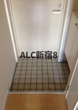 エクセリア渋谷富ヶ谷の玄関