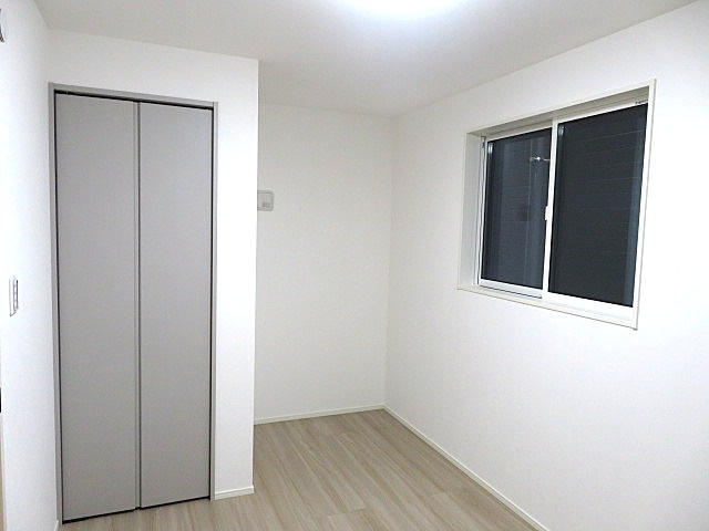 仲介手数料無料　横浜市中区本牧町２丁目の洋室