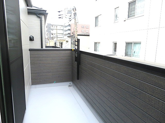 仲介手数料無料　横浜市中区本牧町２丁目のバルコニー