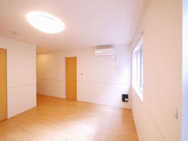 ミエティトゥーラの居間・リビング|使いやすい居間です