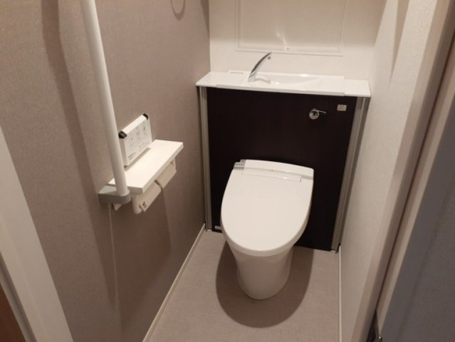 ジュジュヴェのトイレ