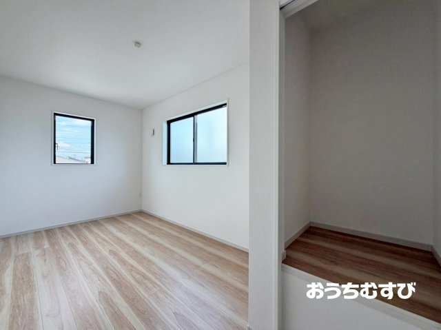 春日井市下条町3期(全2棟)の洋室