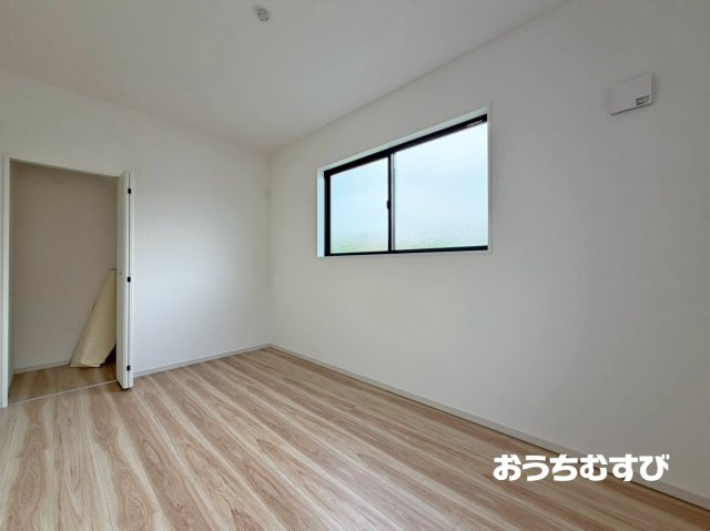 春日井市下条町3期(全2棟)の洋室
