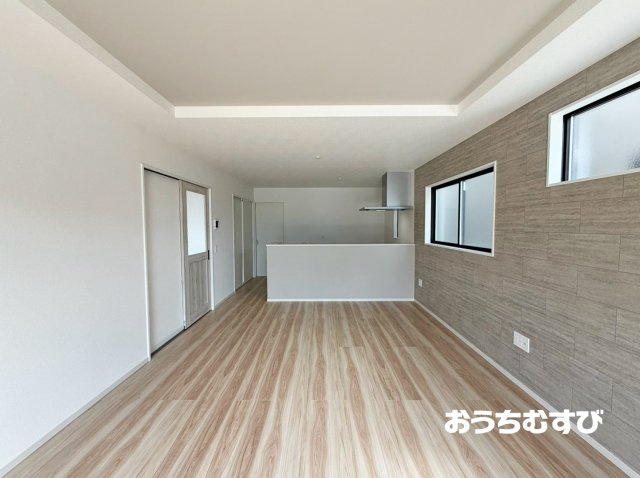 春日井市下条町3期(全2棟)の居間・リビング