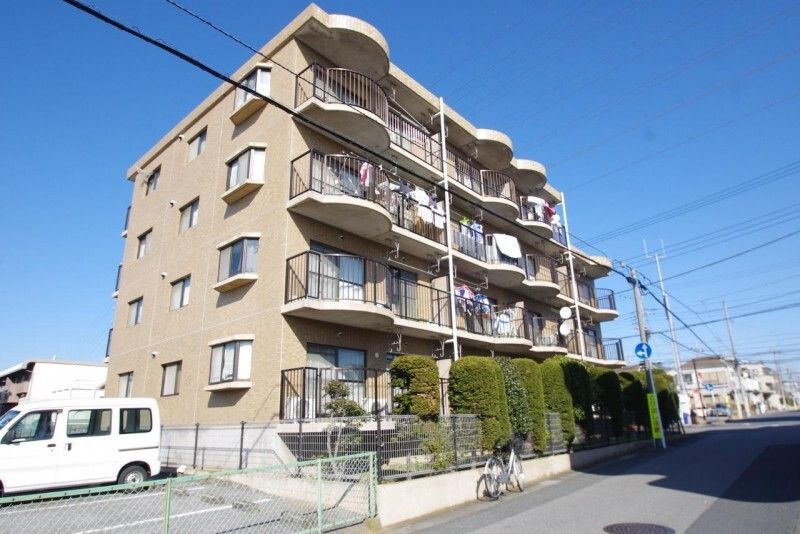 山本マンションの外観