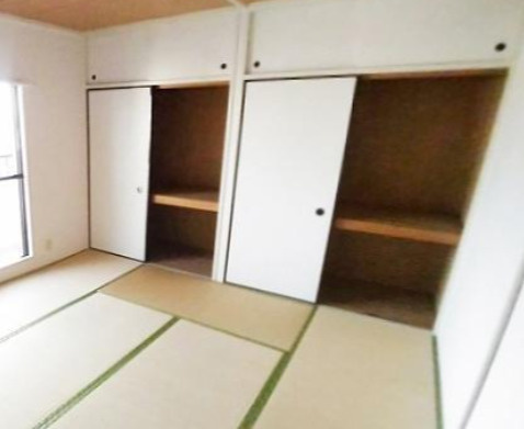 山本マンションの収納