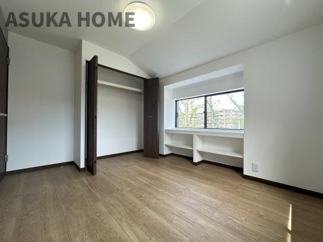 旭区中尾2丁目戸建の収納|洋室は収納スペースがたっぷりなので、お部屋がすっきり使えます♪