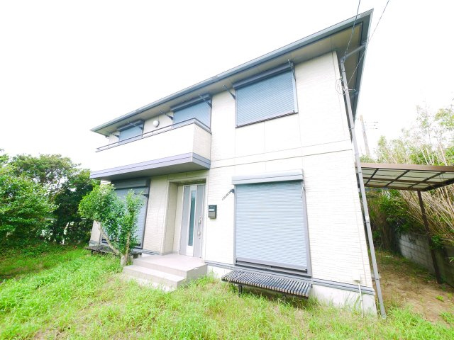山武郡九十九里町真亀　中古戸建の外観|敷地約300坪 ダイワハウス施工軽量鉄骨6SLDK+別棟４K平屋+トレーラーハウス 海まで徒歩約6分