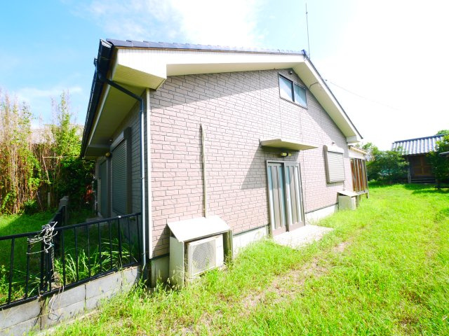 山武郡九十九里町真亀　中古戸建の外観|敷地約300坪 ダイワハウス施工軽量鉄骨6SLDK+別棟４K平屋+トレーラーハウス 海まで徒歩約6分