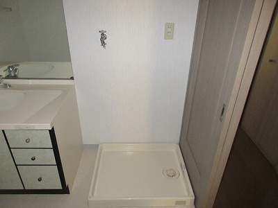 【設備】 | ライオンズマンション朝霞本町 | 室内洗濯機置場