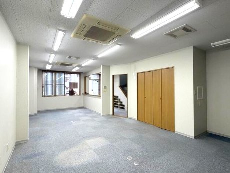 上京区五辻町事務所の内装