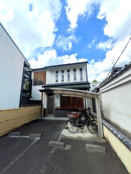 上京区五辻町事務所の外観