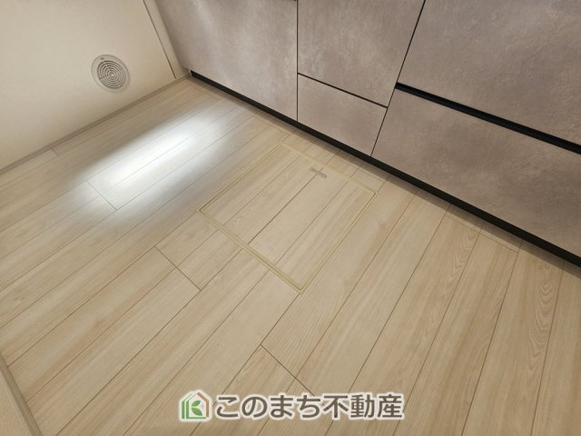 LiveleGarden.S第1栃木都賀町平川の収納|床下収納は意外と容量があり、日常のストックにも大活躍です♪