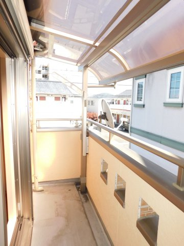 名古屋市中川区東春田２丁目の中古一戸建のバルコニー|◇バルコニー◇　　屋根付きで急な天候の変化でも安心です♪