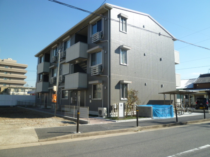 アバンサール