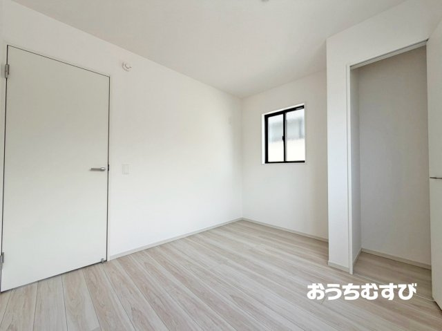 春日井市下条町3期(全2棟)の洋室