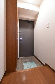 プレール・ドゥーク文京本駒込の玄関|※別室反転タイプ