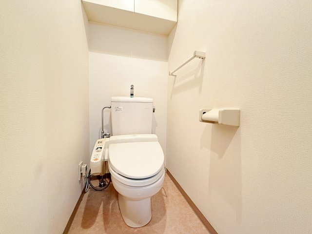 文京区音羽１丁目の賃貸マンションのトイレ